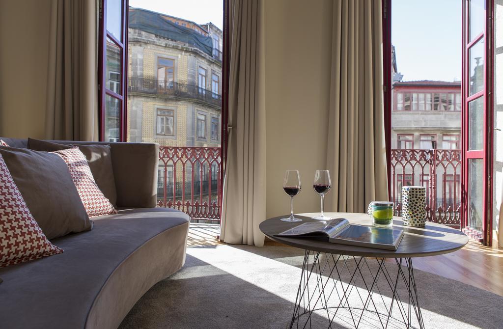 Mouzinhos Place Porto